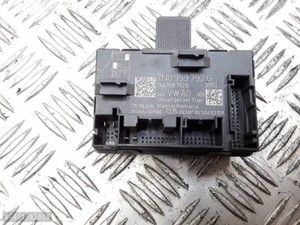 VW POLO STEUERGERÄT TÜRSTEUERGERÄT/MODUL VORNE LINKS RHD 7N0959792G Bj 2010