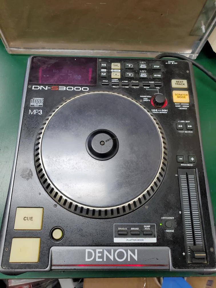 DENON DN-S3000 CDJ Player PROFESSIONAL CD PLAYER TURNTABLE (E10016952)