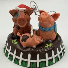 2014 Hallmark Keepsake Yule Hogs  Christmas Ornament  Magic Sound And Motion
