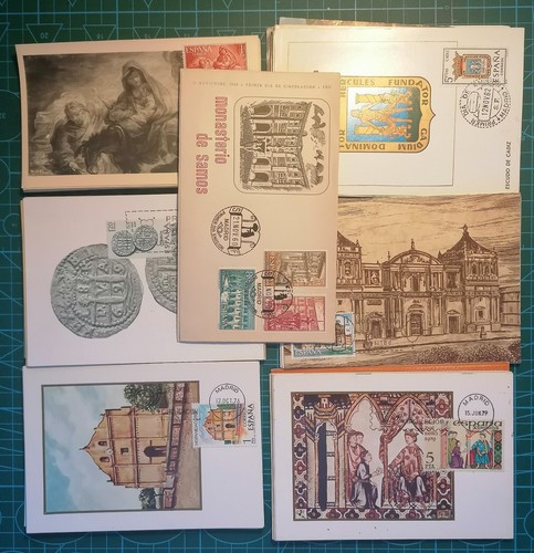 LOTE DE 74 MATASELLADOS PRIMER DÍA DE ESPAÑA (72 TARJETAS POSTALES Y 2 SOBRES)