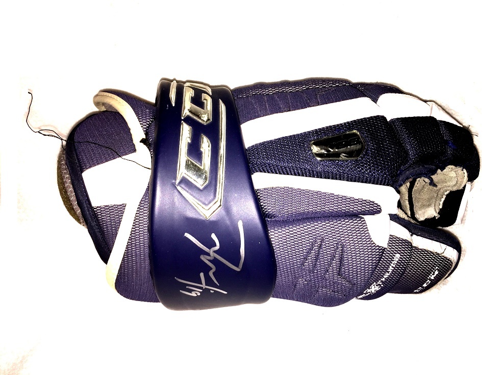 NHL Merchandise & Signed Sports Memorabilia Sports Collectibles