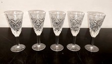 set 5  bicchieri  in cristallo con decorazione incisa stile floreale