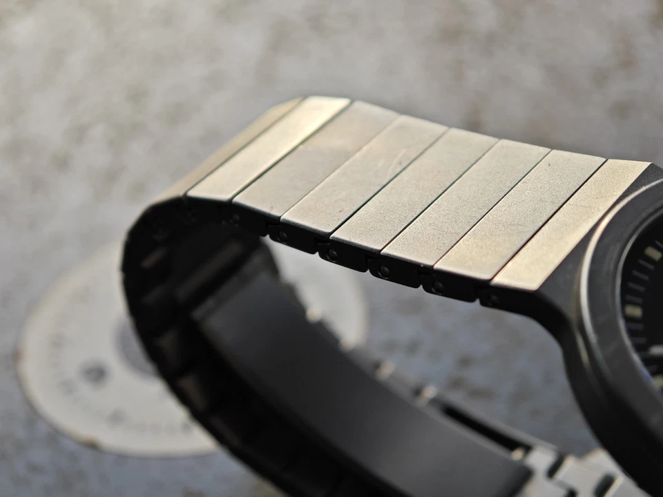 IWC Porsche Design Ultra Sportivo Full Titanium 18,5 cm Bracelet  - Bild 4 von 4