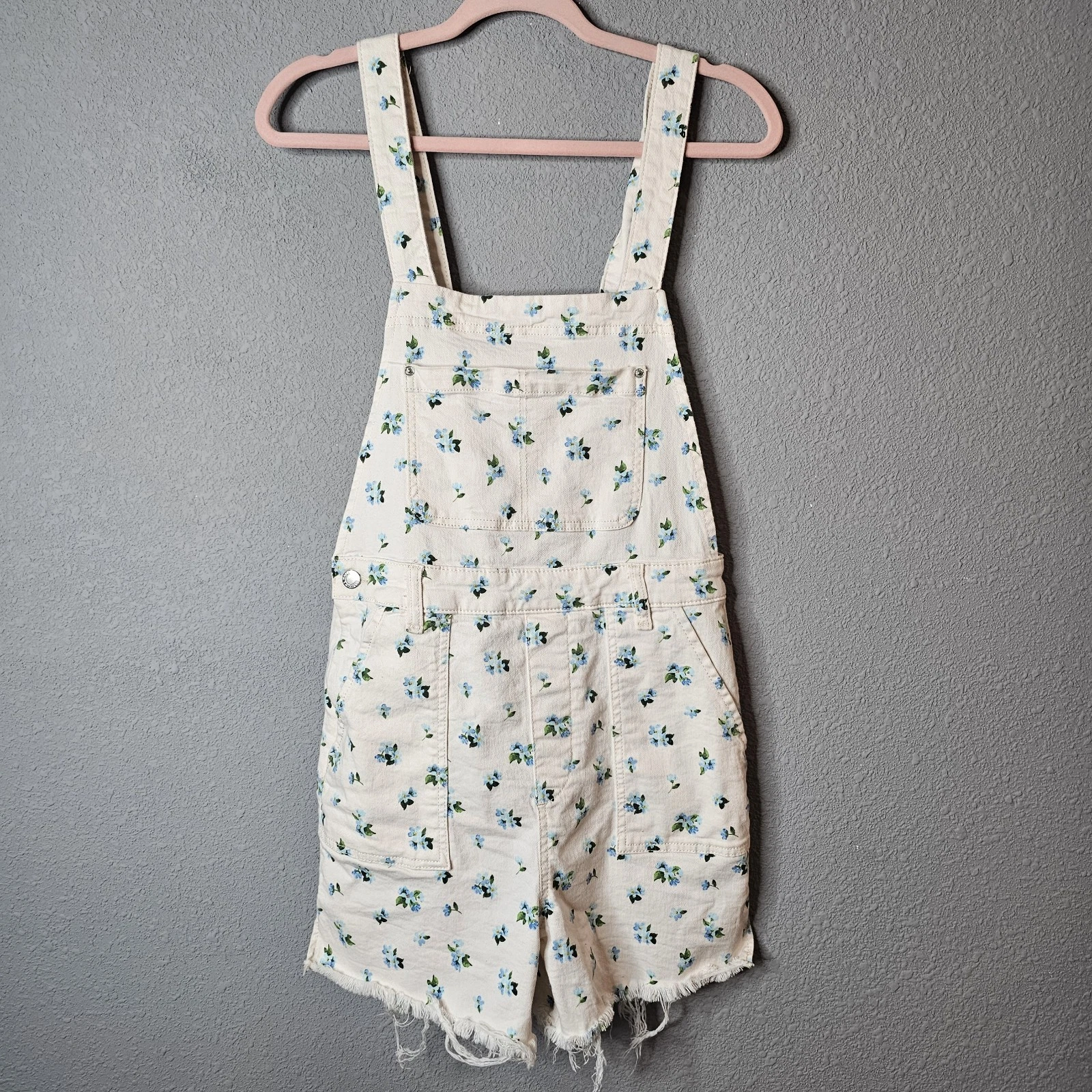 WeWoreWhat Overall Shorts Shortalls Womens Junios S White Blue Floral Girly Cute
