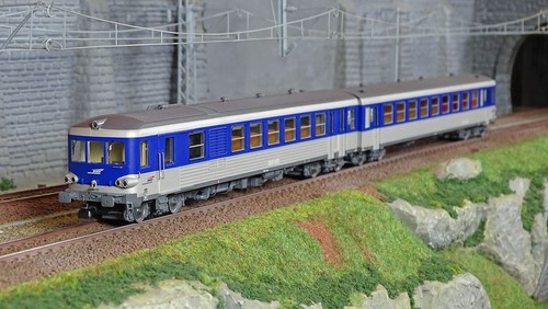 Jouef HJ2615 Autorail EAD XBD 4717 + remorque XRABx 8714, SNCF, livrée argent/bl | Zustand: Neuf