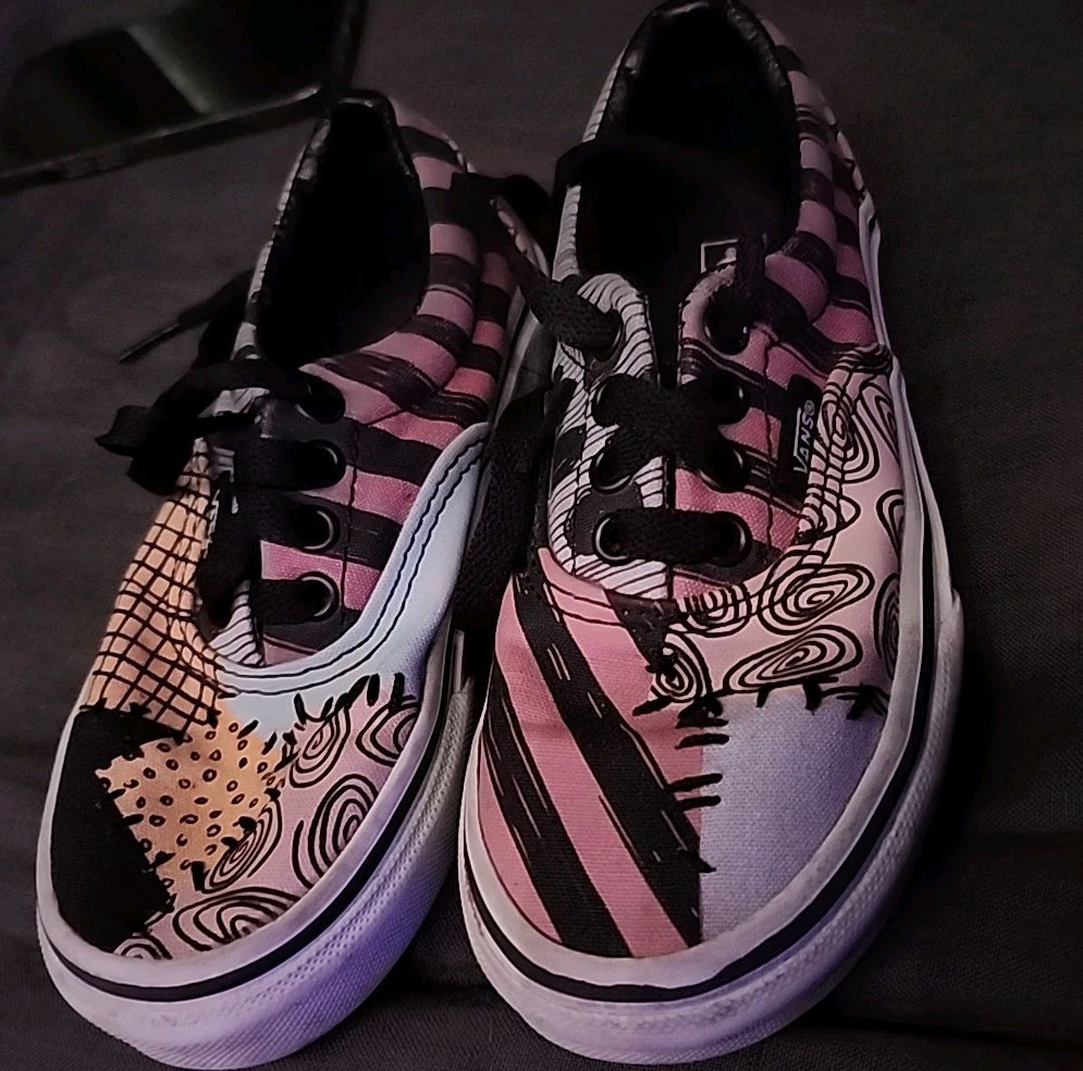 Vans Nightmare Before Christmas Sally Shoes Size 12.5 Kids thumbnail 3