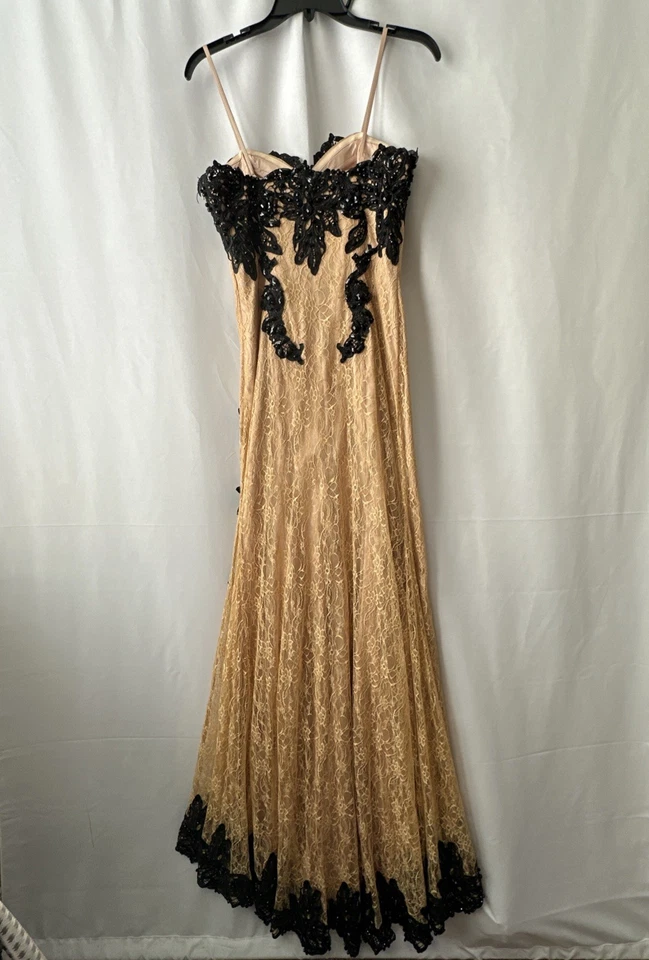 Vestido largo Sherri Hill lentejuelas negro, caqui talla 6 Foto 4 de 4