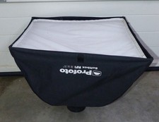 Profoto Softbox RFI 2x2 Studio fotograficzne Światło z speedringiem używane #200 KT .