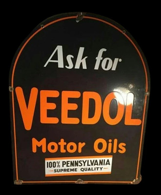 PORCELAIN VEEDOL ENAMEL SIGN 24X22 INCHES