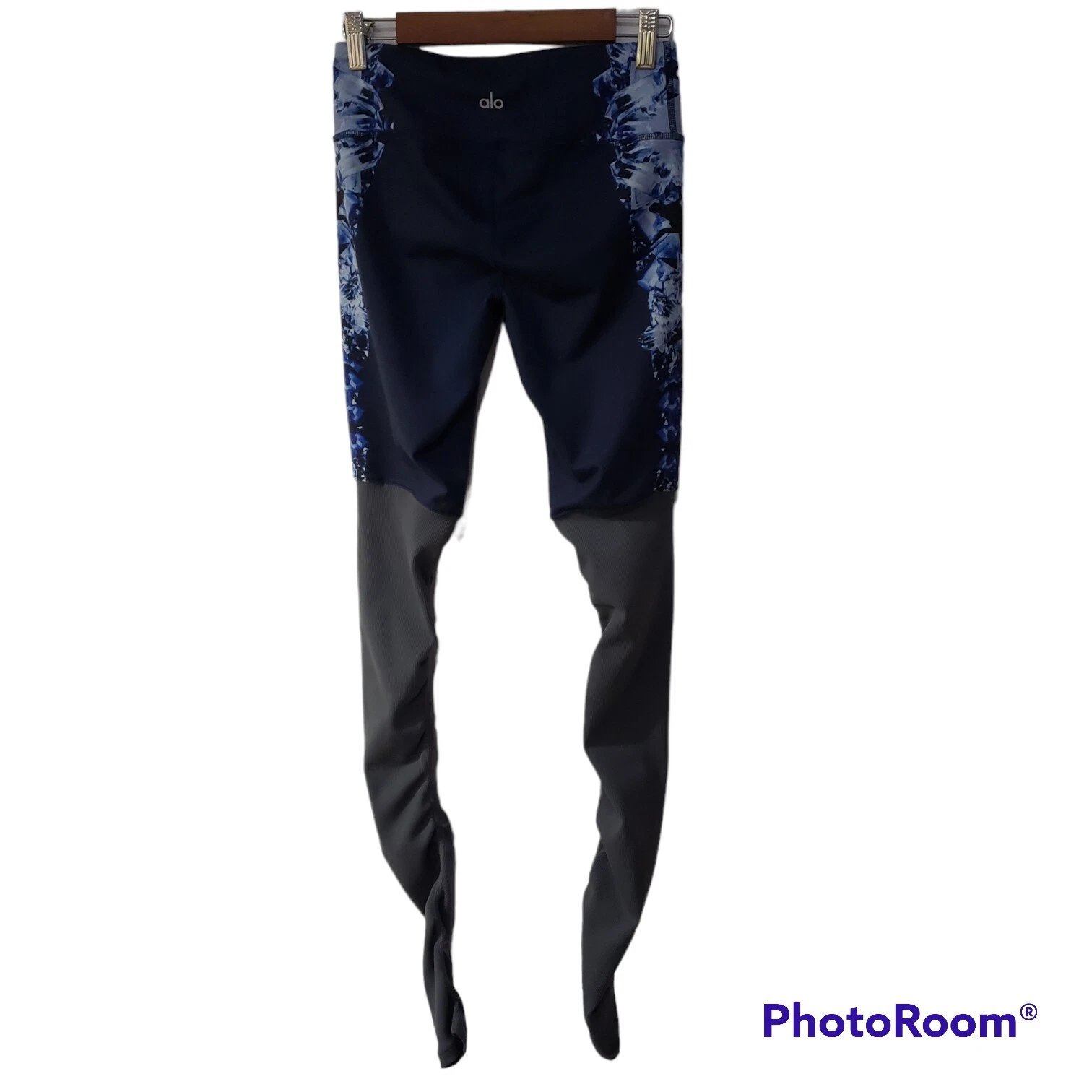 alo-yoga goddess ribbed ruched leggings