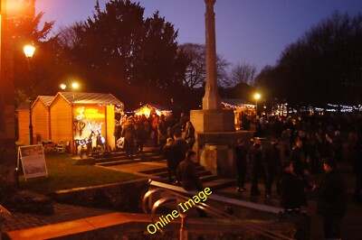 Photo 6x4 Christmas market crowd - Winchester 2 c2014