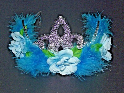 Drei kleine flauschige blaue Blumen und glitzernde Diademe Kostüm sehr Anna Elsa