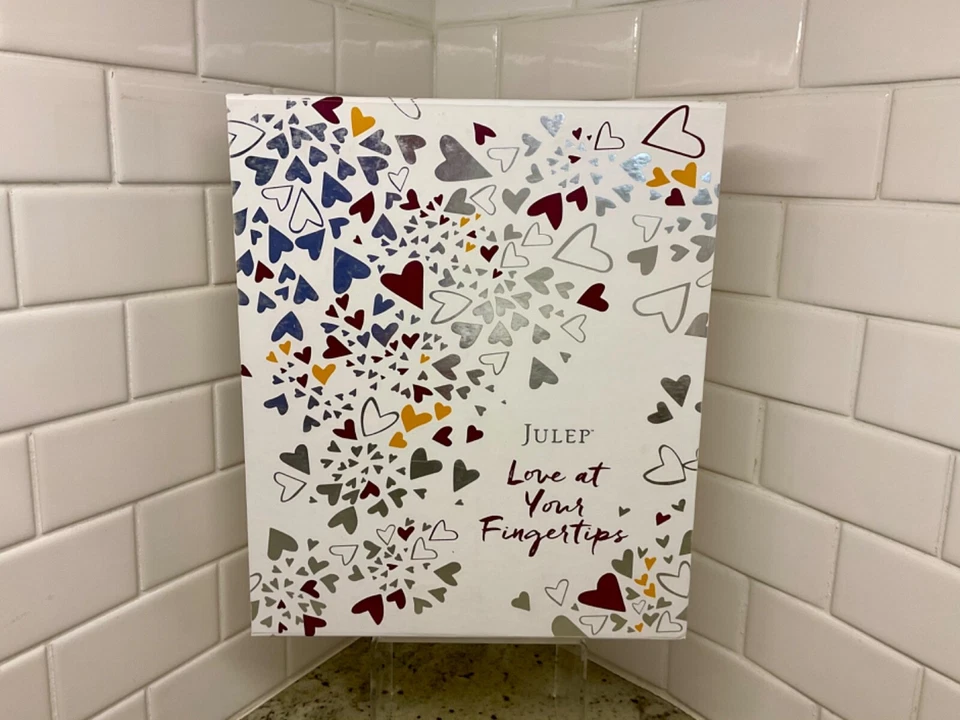 Conjunto de 12 esmaltes tamanho completo coleção Love At Your Fingertips JULEP 2015 novo na caixa - Imagem 2 de 4