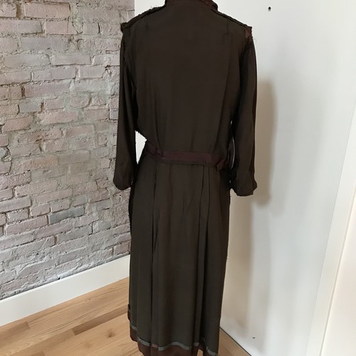 Vintage 30's Women's Brown Satin Dress Long Sleeve Matching Cape Macrame Conmar - Picture 9 of 12