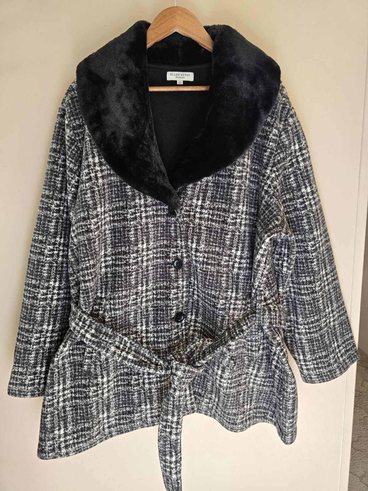 Women's Ellen Reyes Black Faux Fur Houndstooth Fleece Belt Pea Coat Plus Sz 3XL