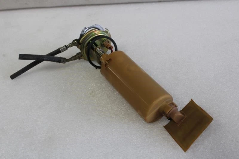 Bomba de combustible de gasolina Plymouth Acclaim 1994 Foto 3 de 4