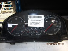 Volkswagen GOLF V 2003-2009 Tacho Tachometer Kombiinstrument 1K0920872K
