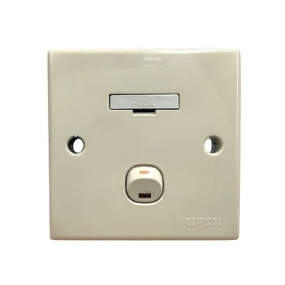 Clipsal Sicherungsschalter Wohnwagen/Wohnmobil 13Amp