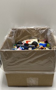 LEGO Mixed Bricks and Minifigures Lot Assorted Colors Pieces 3.6 lbs Loose