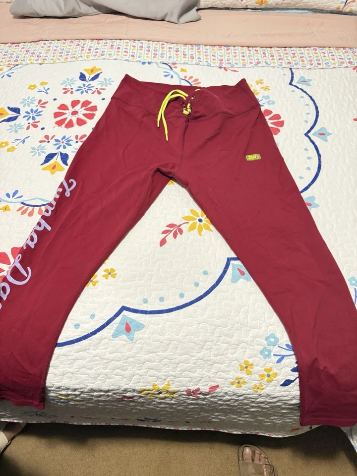 Leggings Zumba Wear Borgoña Con Acentos Amarillos XXL Excelente Estado Foto 3 de 3