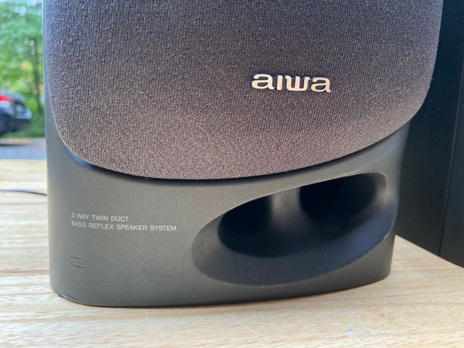 aiwa twin duct speakers