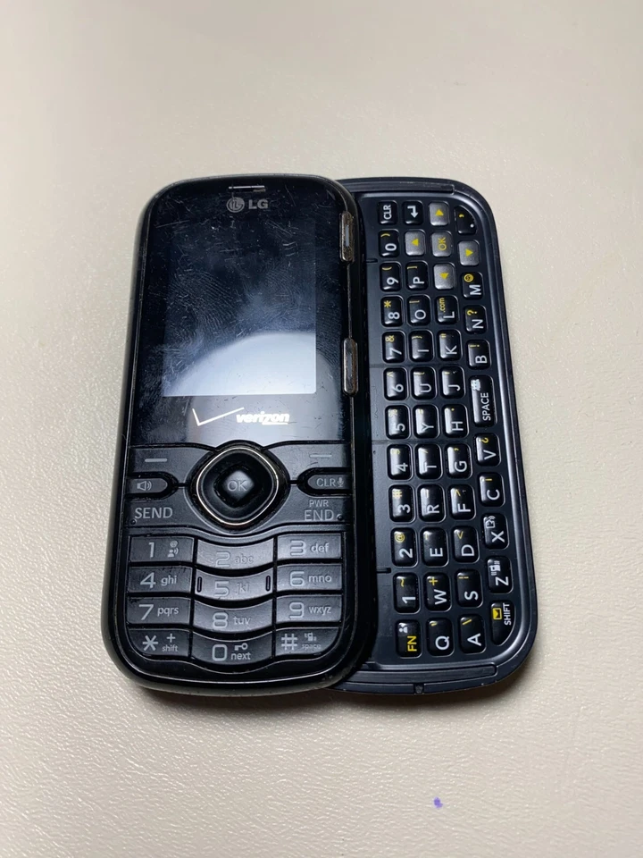 LG Verizon LG-VN250 Slider Cell Phone Verizon Tested Working Holds a Charge - Image 4 of 4