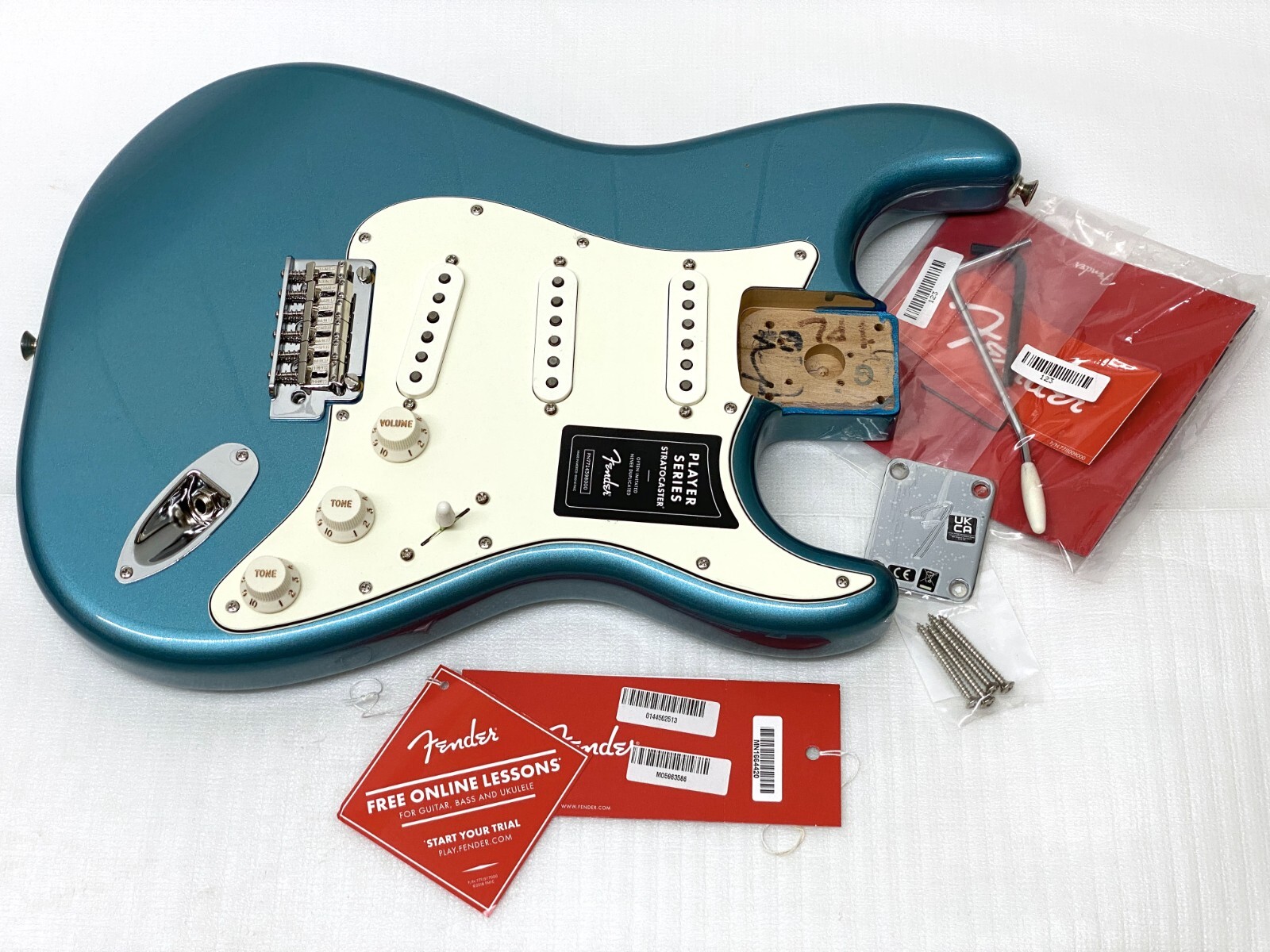 Genuine MIM Fender FULL THICKNESS ALDER STRAT BODY Tidepool SSS Electric Guitar