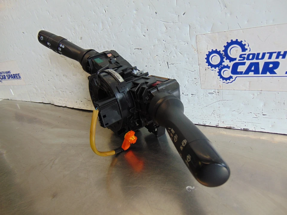 Toyota Yaris Stalks squibs 06-09 MK2 XP90 5216017F019 5215017F079 Foto 3 de 4