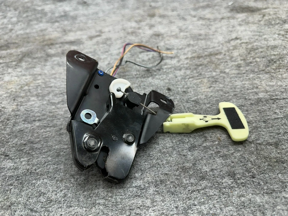 11-23 Dodge Charger Chrysler TAPA MALETERO BLOQUEO PESTILLO ACTUADOR Y MANGO DE LIBERACIÓN OEM Foto 4 de 4