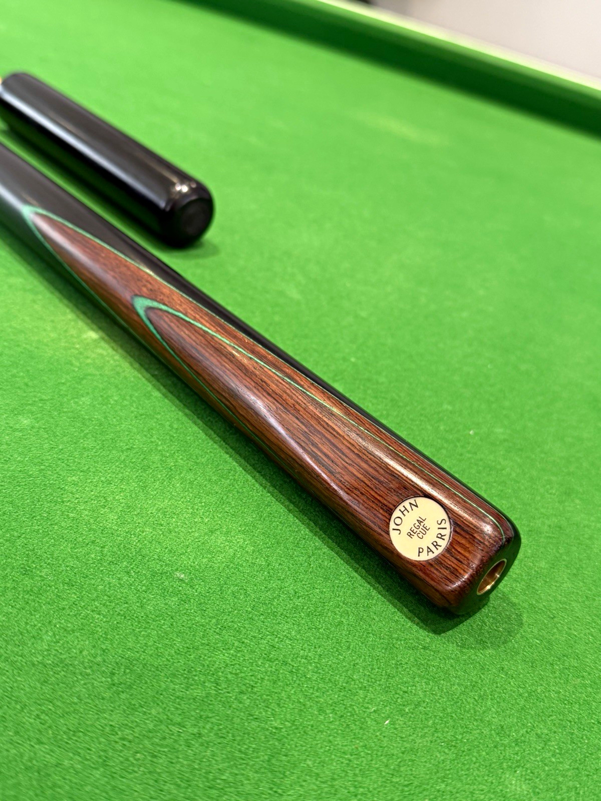 John Parris Regal RED GLUE Snooker/Pool Cue 3/4 Jointed Cue