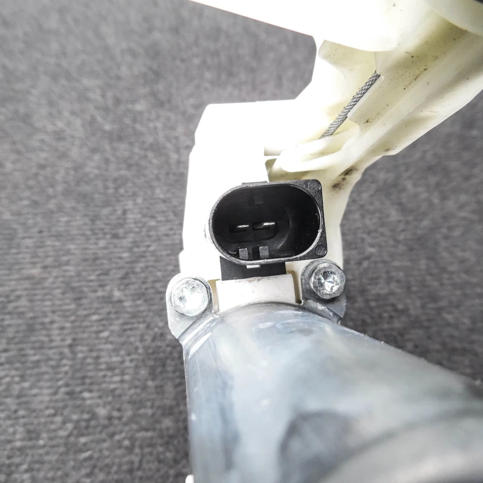 Fensterheber für die vordere linke Tür des PORSCHE CAYMAN 981 2014 - Изображение 3 из 4