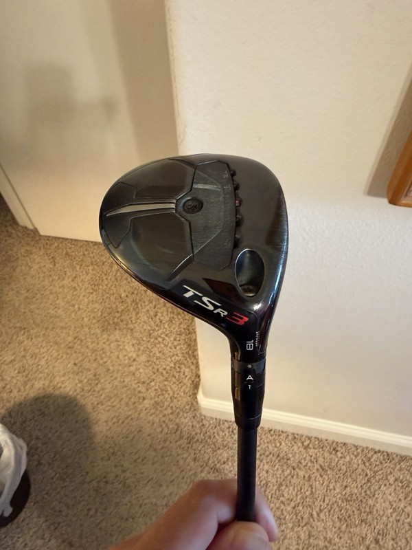 Titleist Men's Right-Handed TSR3 5 Wood 18* Fujikura Motore X F3 70S Stiff Shaft