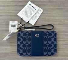 NWT Coach Essential Small Wristlet Signature Denim Silver/ Deep Blue Multi CAT61