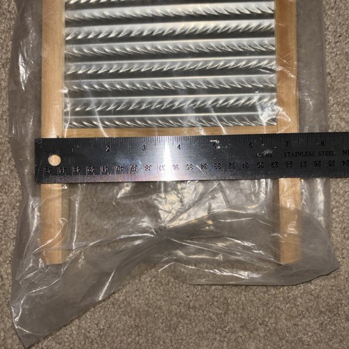 Small VINTAGE WOODEN WASHBOARD New in package 14in x 8in - Picture 15 of 15