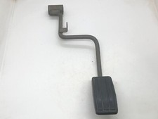 Nissan Datsun Vintage Accelerator Fuel Gas Pedal Lever # 150 Genuine NOS