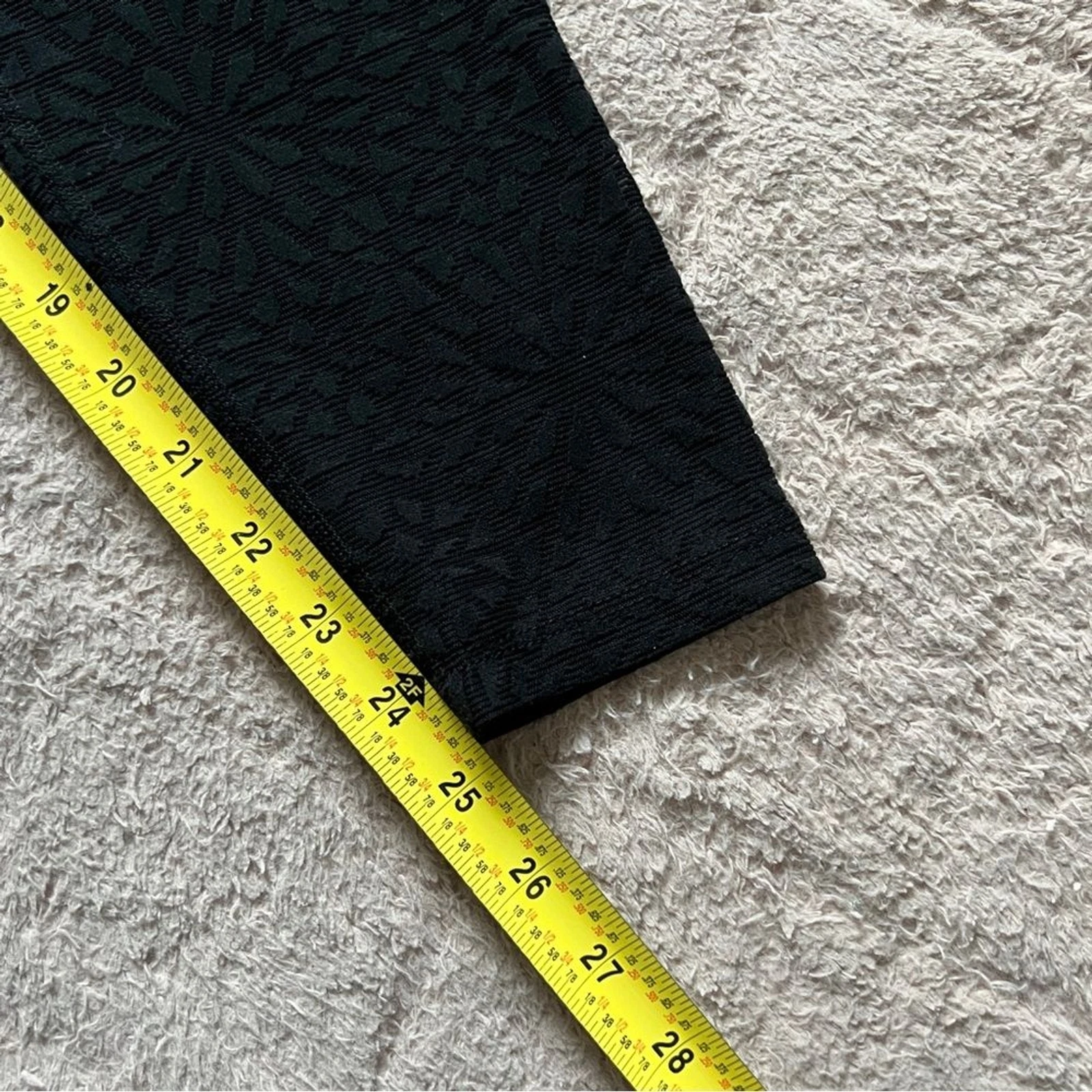 beyond-yoga athletic workout leggings