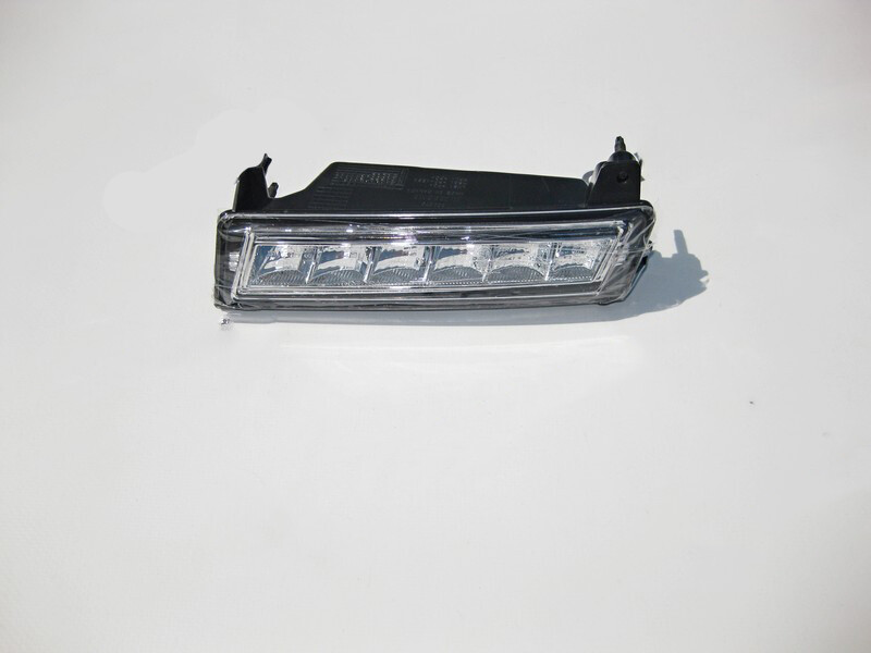 Mercedes-Benz A1649060151 A1648200756 New left DRL LED DRL light