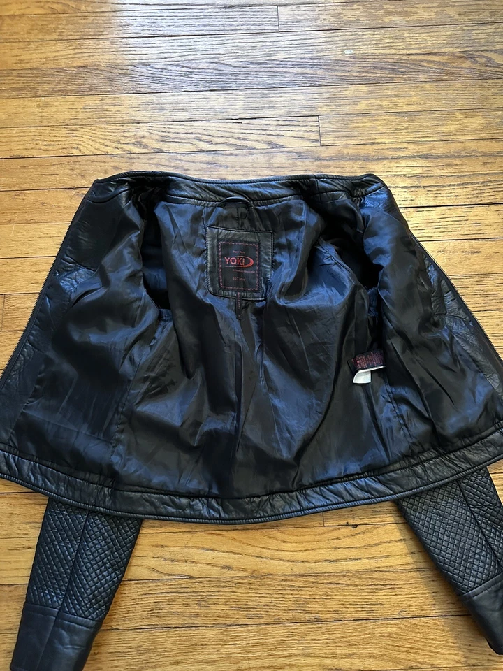 Abrigo Chaqueta Corta YOKI Mujer Negro Acolchado Imitación Cuero Motocicleta Talla S Foto 4 de 4