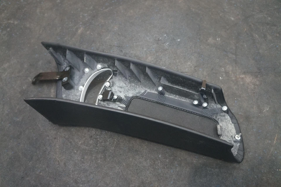 Panel interior pilar B superior izquierdo cuero negro OEM Ferrari FF 2014 Foto 4 de 4