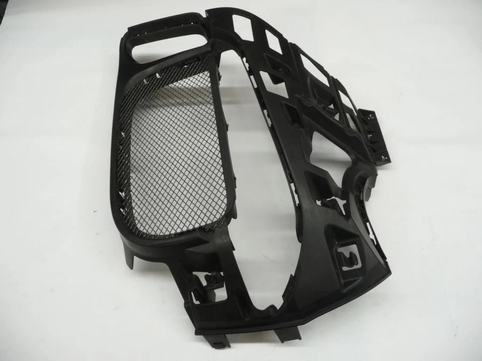 2014-2017 Porsche 911 GT3 Front Bumper Left Guide Retainer 99150556390 OEM A1 - Image 4 of 4