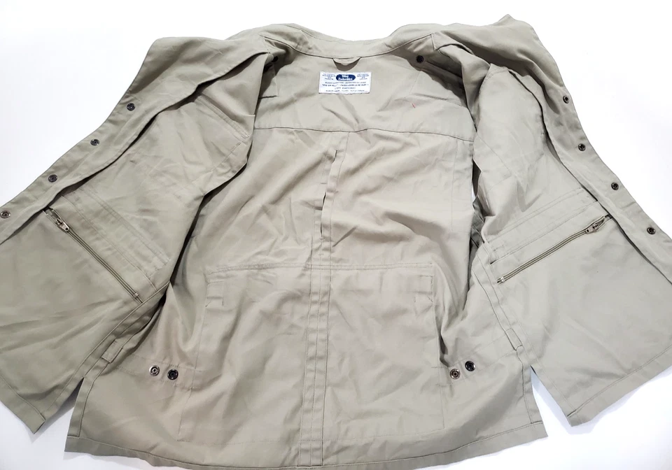 Chaleco utilitario Tilley Endurables Diferente Baterista Viaje Safari L/XL Canadá Beige Foto 3 de 4
