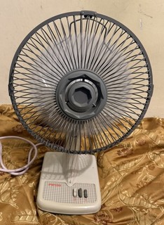 Vintage Retro PIFCO 1060 Grey Silver Desk Fan 8 / 10 Inch Working Well 1990’s