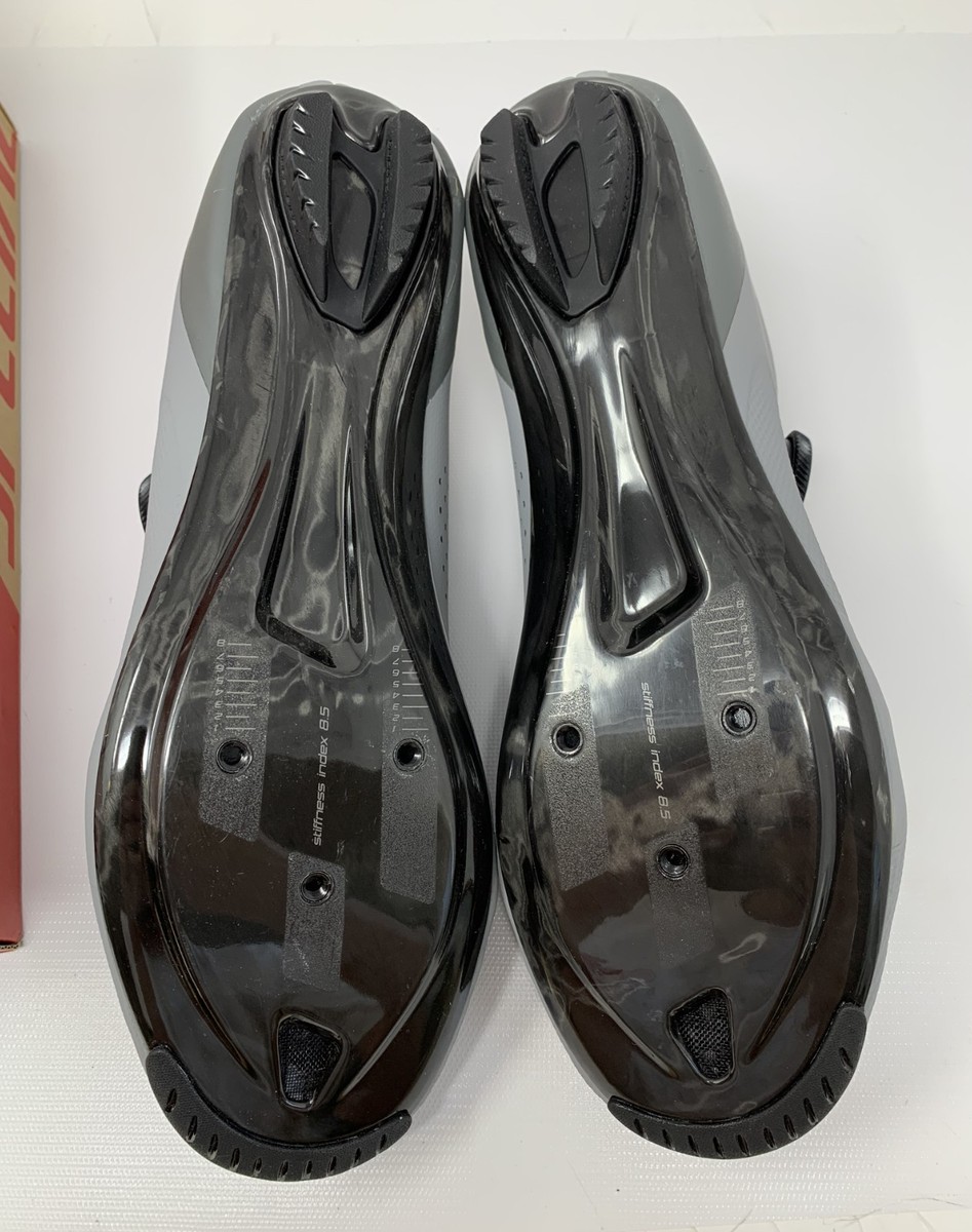Chaussures Specialized Torch 3.0 Road Carbone - Noir - Pointure EU 41 / US 8 - Neuves