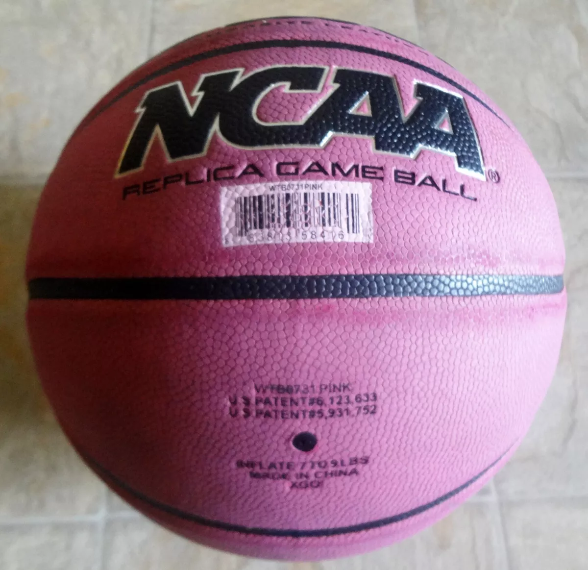 Bola de Basquete Wilson NCAA 28.5 Pink 