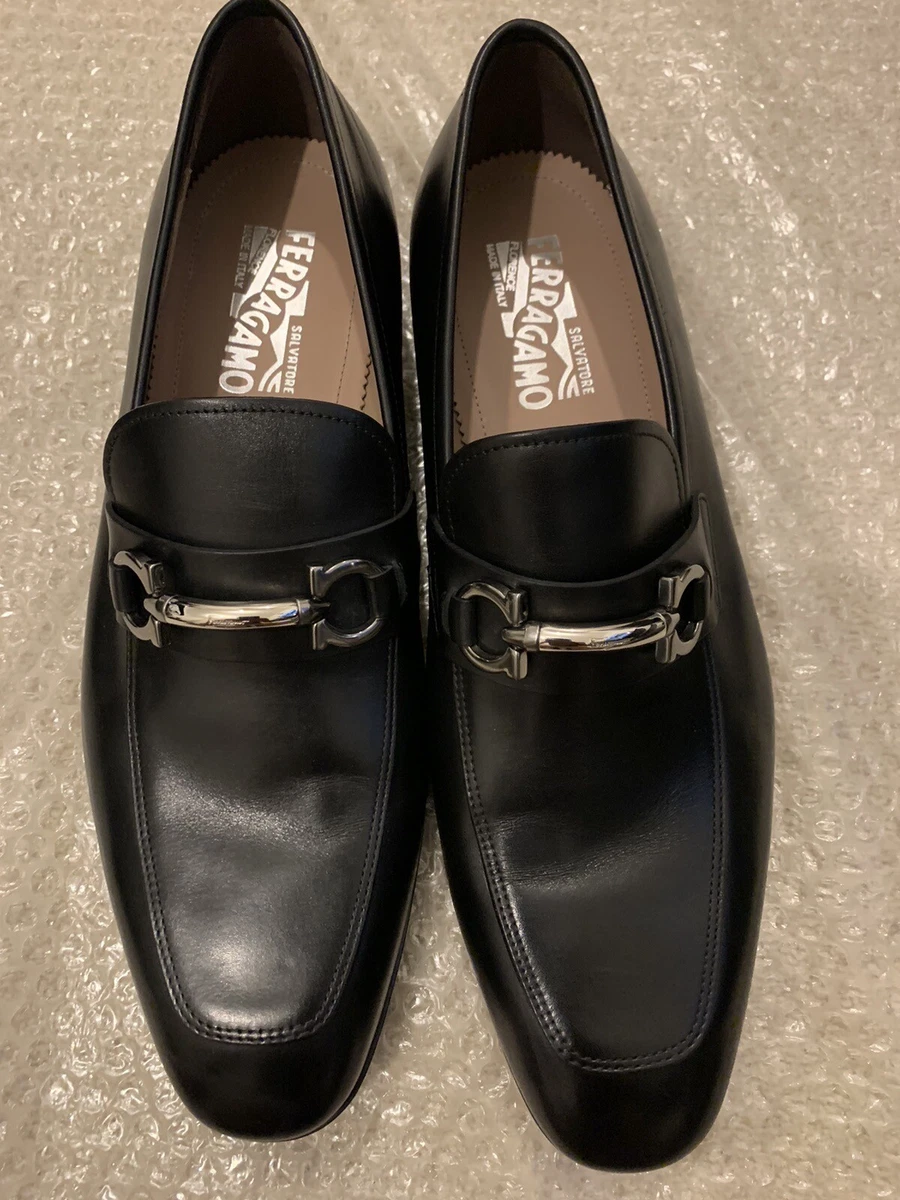 Salvatore sales ferragamo moccasins