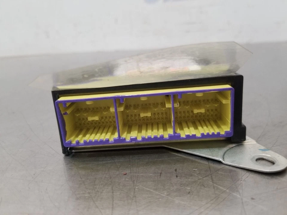 24 2024 MÓDULO DE CONTROL DE RETENCIÓN NISSAN FRONTIER S SRS 988209BU2E Foto 3 de 4