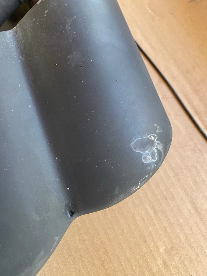 2006 PORSCHE CAYENNE 955 TURBO S REAR LEFT & RIGHT EXHAUST MUFFLER TIP SET OEM - Image 3 of 4