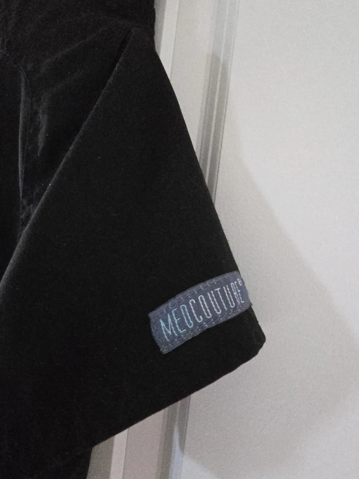 Med Couture Scrub Set Black Women's Size Extra Small V-neck Top Joggers - Image 3 of 4