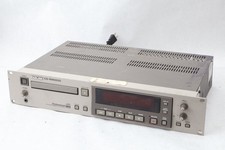 TASCAM CD-RW5000 Professional Rack CD Rewritable Recorder Broadcast Studio