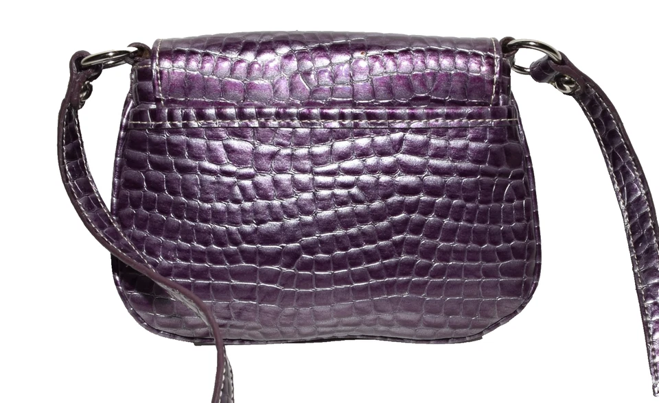 Cartera y bandolera Kathy Van Zeeland púrpura imitación cocodrilo charol Foto 4 de 4